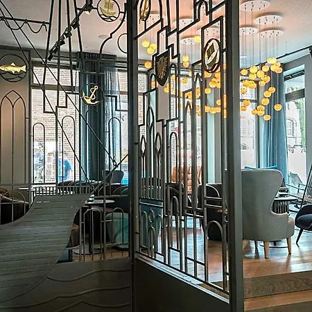 Hotel One