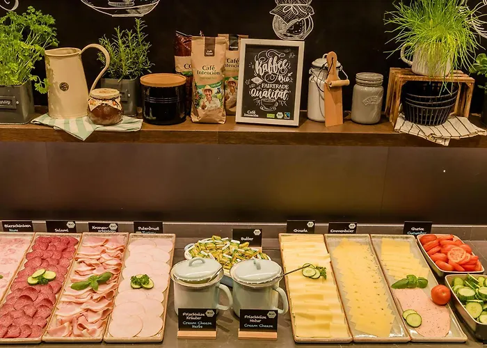 מלון One ליבק